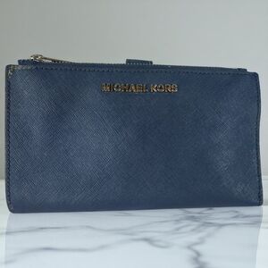 Michael Kors Jet Set Travel Large Double Zip Wristlet Wallet (Navy)